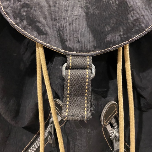 Vintage Kipling Medium Drawstring Nylon Backpack - Picture 5 of 7